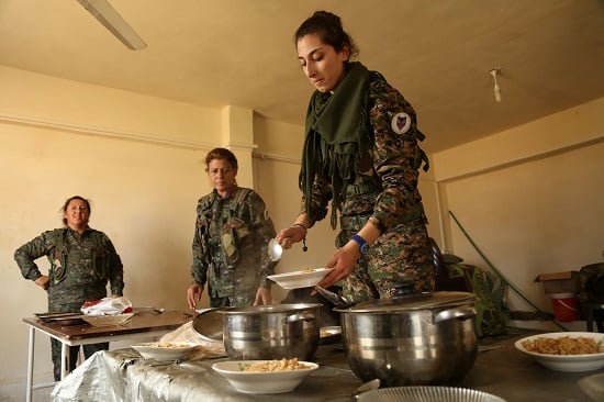 وقت الطعام داخل الكتيبة  -اليوم السابع -12 -2015