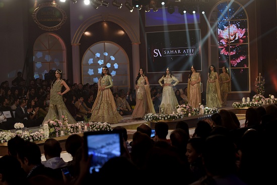 أزياء من أسبوع الموضة فى لاهور  -اليوم السابع -12 -2015