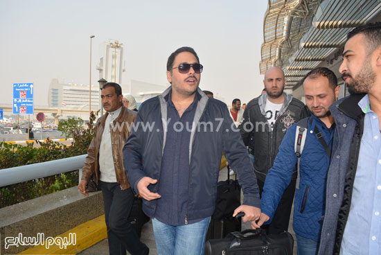  لحظة وصول السوبر ستار رامى عياش مطار القاهرة  -اليوم السابع -12 -2015