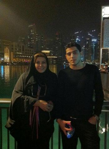  النائبة غادة عجمى مع ابنها -اليوم السابع -12 -2015