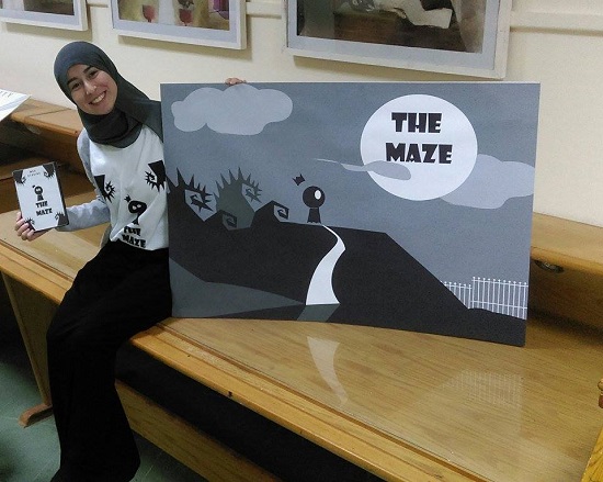 ناريمان تستعرض احدى أعمالها الفنية فى الجرافيك -اليوم السابع -12 -2015