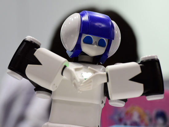 روبوت يابانى يرقص  -اليوم السابع -12 -2015