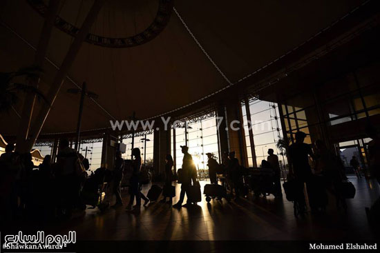 مغادرة السياح الأجانب مصر من مطار شرم الشيخ بعد حادثة الطائرة الروسية - تصوير: محمد الشاهد -اليوم السابع -12 -2015