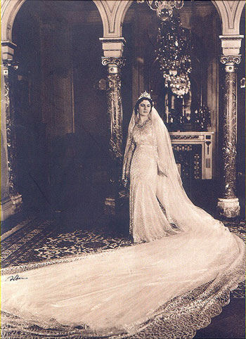فستان زفاف الملكة فريدة -اليوم السابع -12 -2015