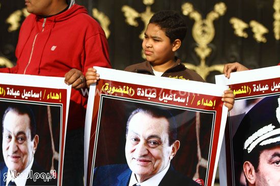 انصار مبارك مستشفى المعادى ذكرى التنحى الرئيس مبارك حسنى مبارح (4)