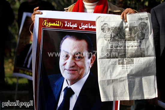 انصار مبارك مستشفى المعادى ذكرى التنحى الرئيس مبارك حسنى مبارح (7)