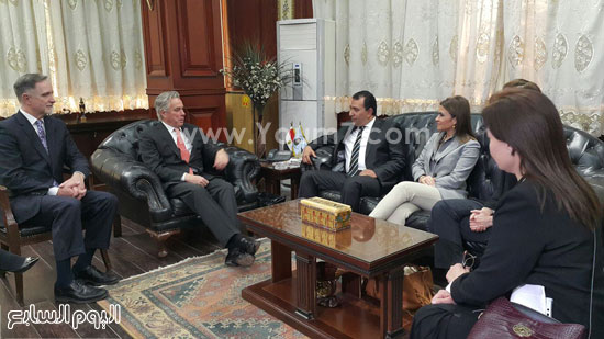  لقاء سحر نصر وزيرة التعاون مع كبير مستشارى الخارجية الأمريكية (2)