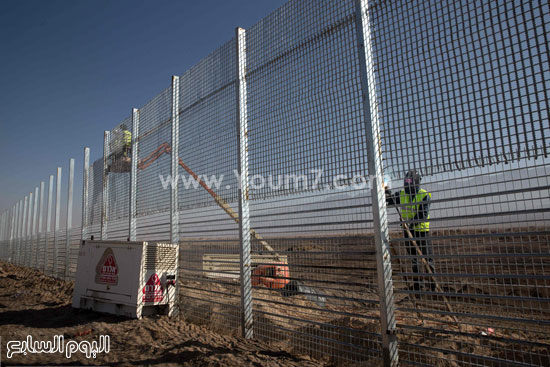 الاحتلال الإسرائيلى  أخبار الأردن بناء جدار عازل (5)