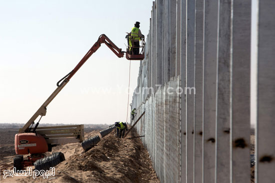 الاحتلال الإسرائيلى  أخبار الأردن بناء جدار عازل (9)