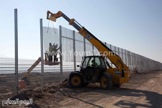 الاحتلال الإسرائيلى  أخبار الأردن بناء جدار عازل (10)
