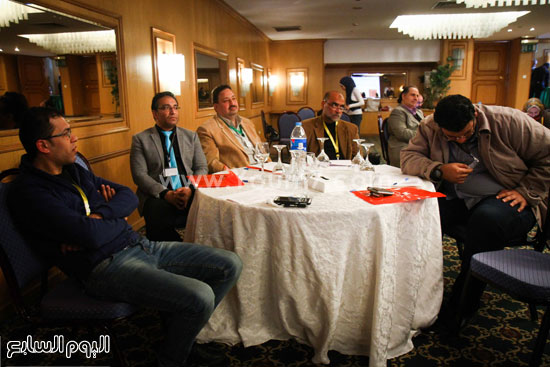 مؤتمر تطوير المجتمع والسياسات الصحية والقانونية والبنية التشريعية للتجاوب مع فيروس نقص المناعة الإيدز فى مصر (8)