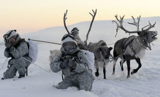 تدريبات الجيش الروسى فى القطب الشمالى (1)