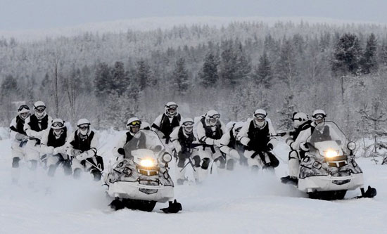 تدريبات الجيش الروسى فى القطب الشمالى (2)