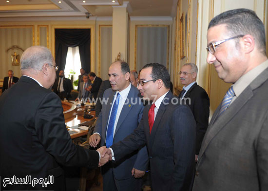 الحكومة شريف اسماعيل  مجلس الوزراء  مصر  مجلس النواب (18)