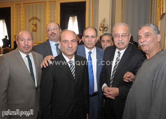 الحكومة شريف اسماعيل  مجلس الوزراء  مصر  مجلس النواب (20)