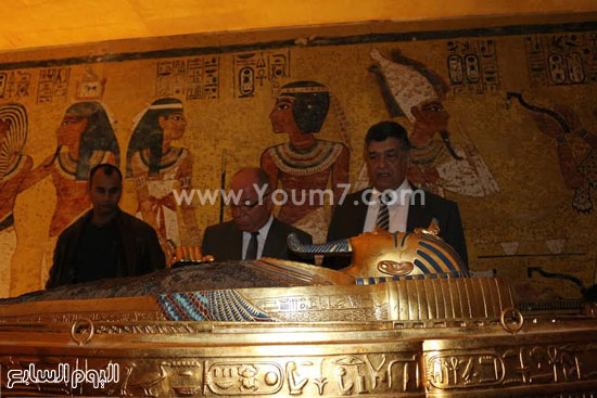 حلمى النمنم، وزير الثقافه، بزياره إلى مقر جمعيه مصر الجديده (11)