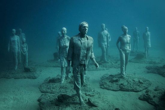 متحف تحت الماء (2)