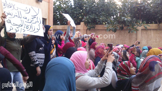 اضراب طلاب معهد التمريض بالاسكندرية (4)