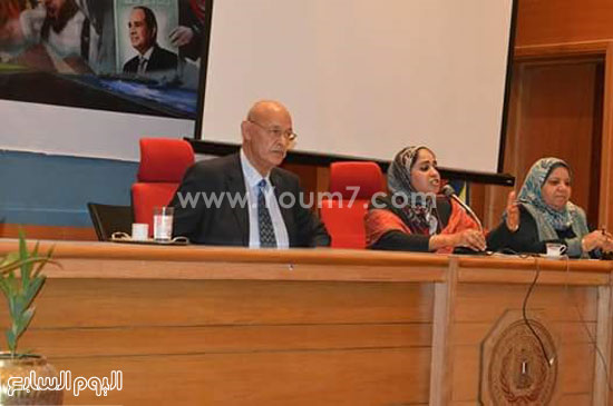 ندوة-بمركز-أعلام-بالسويس--(3)