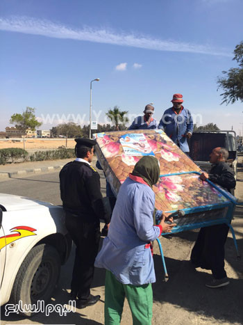 ضبط 96 بائعا ورفع 19 عربة مأكولات خلال حملات أمنية بالقاهرة (4)