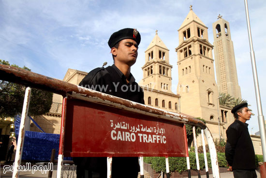 جنازة عسكرية جنازة بطرس غالى تشييع جثمان بطرس غالى   دفن بطرس غالى (1)