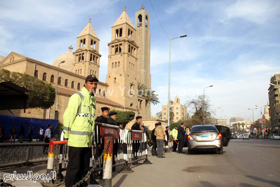 جنازة عسكرية جنازة بطرس غالى تشييع جثمان بطرس غالى   دفن بطرس غالى (6)