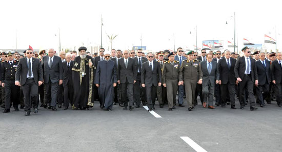1-(2)القوات-المسلحة--رئيس-الجمهورية--السيسى-جنازة-عسكرية-اخبار-مصر-اليوم--بطرس-غالى