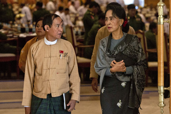البرلمان-ميانمار-سان سو تشى (17)