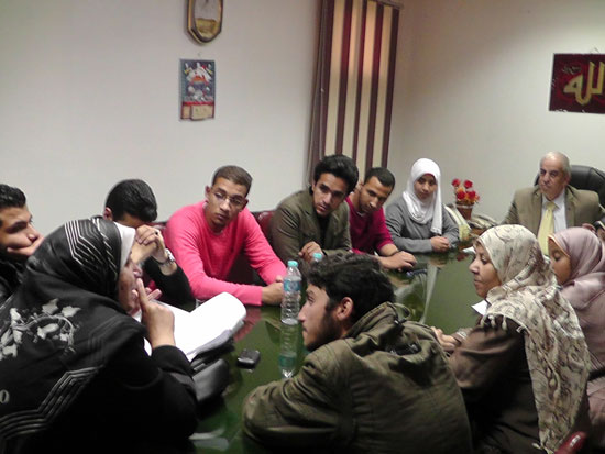 لقاء طلاب المعهد الفنى الصحى باللواء أحمد ضيف صقر محافظ الغربية (7)