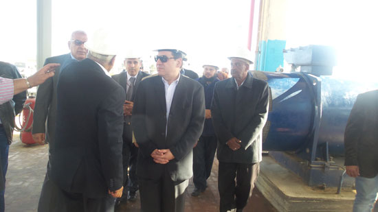 المهندس طارق الملا وزير البترول زيارته لمحافظه السويس (1)