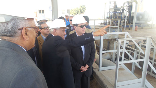 المهندس طارق الملا وزير البترول زيارته لمحافظه السويس (2)