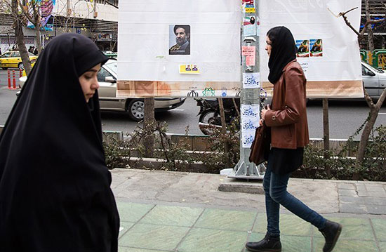  الدعاية الانتخابية بين الإصلاحيين والمتشددين بإيران (9)