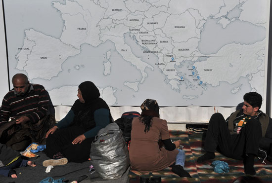 المهاجرين على حدود اليونان (8)