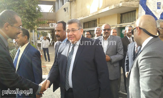 وزير التعليم العالى يفتتح مبنى كلية التربية الجديد بجامعة اسوان (2)