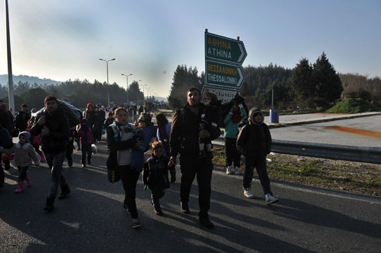 أخبار اليونان مخيم طرد مهاجرين تنظيم احتجاج (17)
