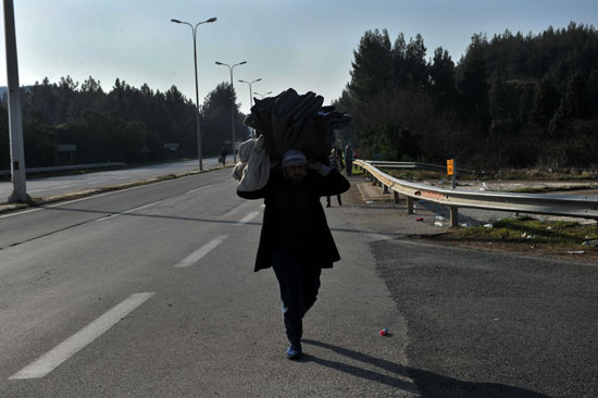 أخبار اليونان مخيم طرد مهاجرين تنظيم احتجاج (19)