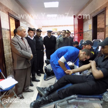 قوات الشرطة تتبرع بالدم للمرضى المدنيين بجنوب سيناء (3)