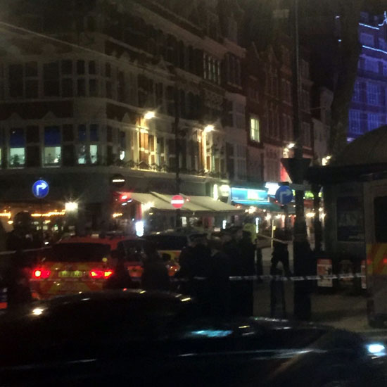 مسلح يحتجز عدد من الرهائن داخل مطعم فى العاصمة البريطانية (6)