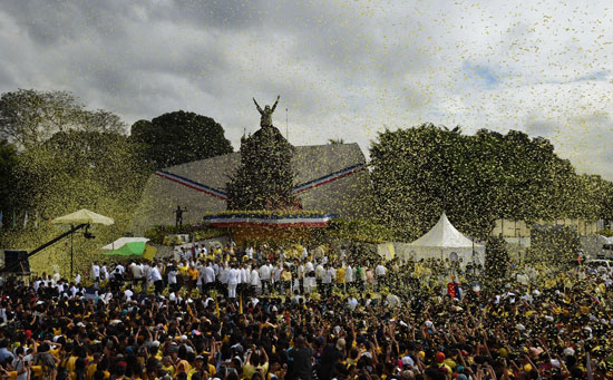 احتفالات الفلبين (14)