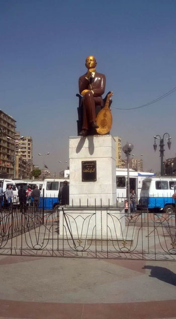 تمثال محمد عبد الوهاب (2)
