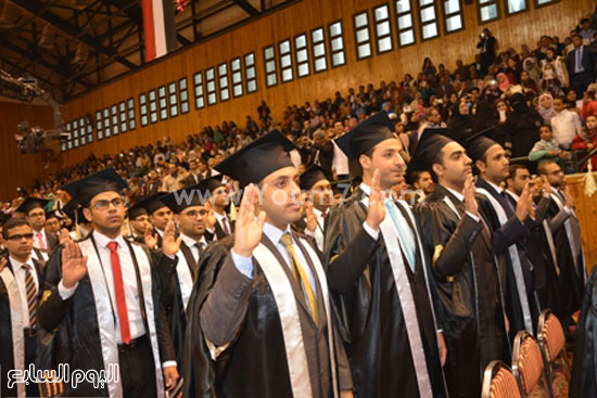 تخرج طلاب -كليه الطب- جامعه اسيوط (10) تخرج طلاب -كليه الطب- جامعه اسيوط (10)