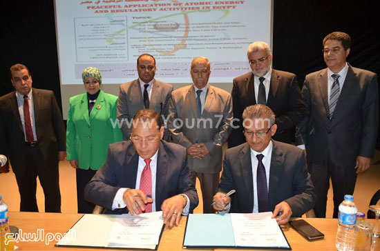 توقيع بروتوكول تعاون بين جامعة قناة السويس وهيئة الطاقة الذرية (6)