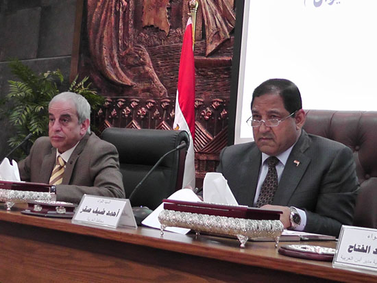 اجتماع المجلس التنفيذى بديوان محافظة الغربية (1)