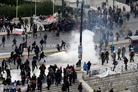 مظاهرات اليونان (7)