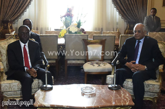 على عبد العال رئيس مجلس النواب واوجستين مابون رئيس وزراء الكونغو (3)