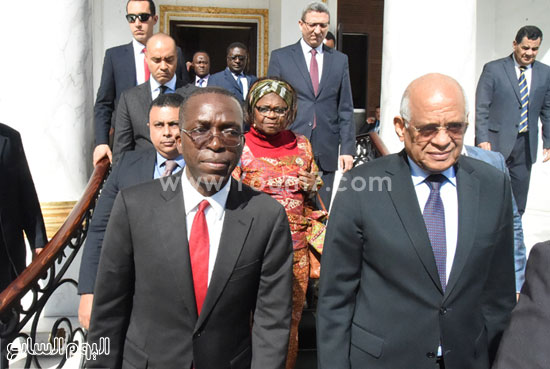 على عبد العال رئيس مجلس النواب واوجستين مابون رئيس وزراء الكونغو (14)