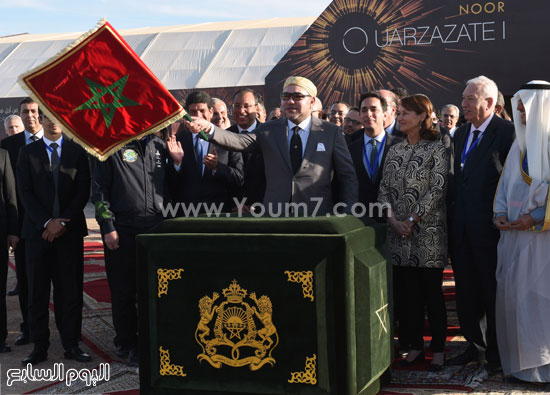 المغرب يدشن المرحلة الأولى لأكبر مشروع لأنتاج الطاقة الشمسية (12)