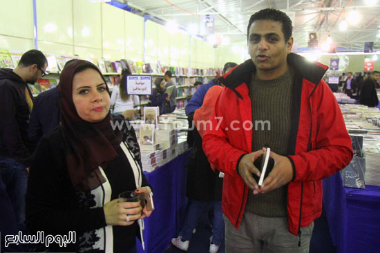 محمد صلاح العزب ،  ستديو ريهام للتصوير ، معرض الكتاب  ، اخبار الثقافة  (1)