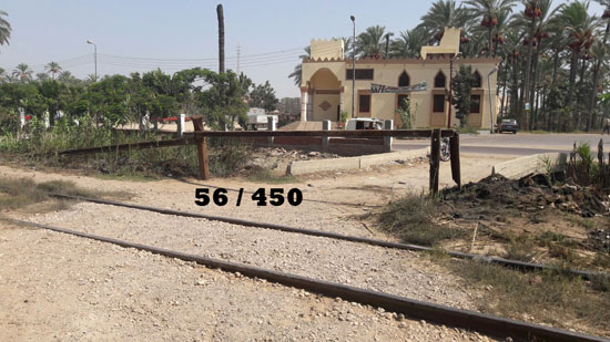 هيئة السكك الحديدية تواصل إغلاق المعابر غير الشرعية (2)