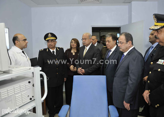 وزارة الداخلية مستشفى الشرطة  اخبار مصر شريف اسماعيل رئيس الوزراء (4)